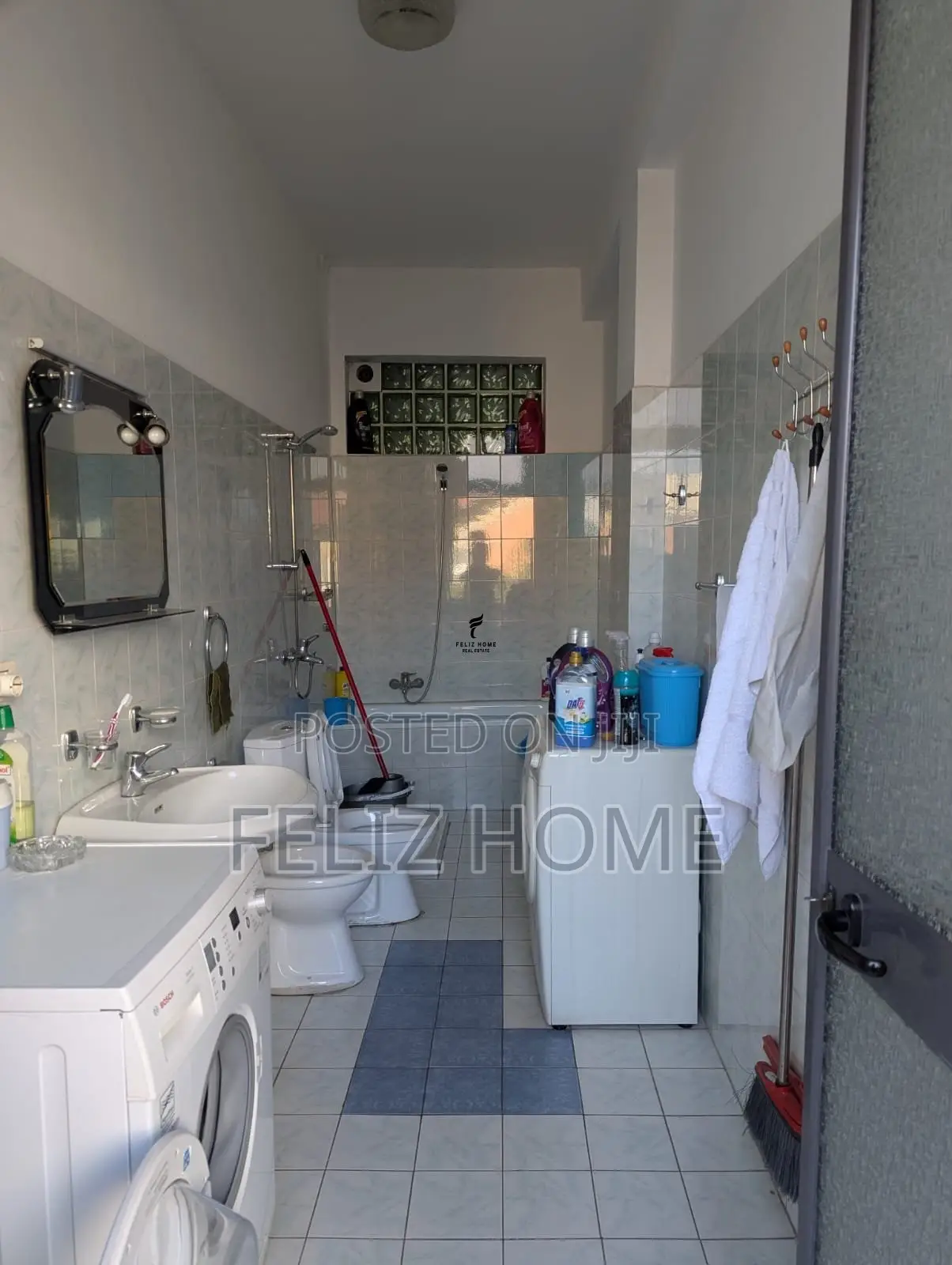 APARTAMENT ME QERA 3+1 RRUGA E DIBRES 150.000 LEKE
