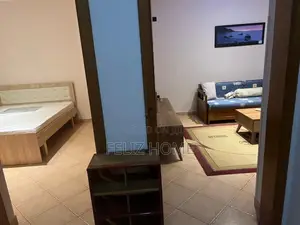 APARTAMENT ME QERA 1+1 VARRI BAMIT 50.000 LEKE