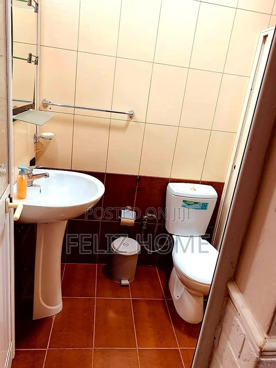 APARTAMENT ME QERA 1+1 RRUGA E KAVAJES 60.000 LEKE