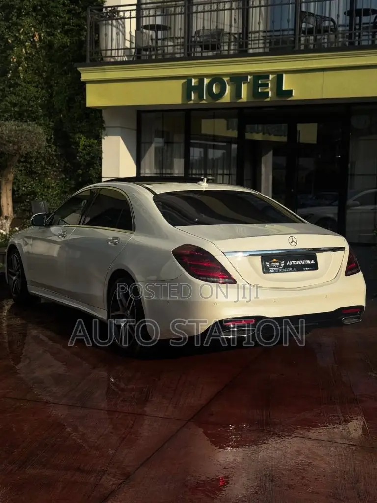 Mercedes Benz S class