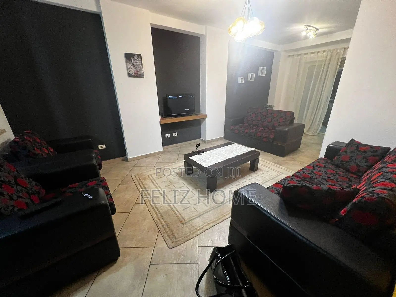 APARTAMENT ME QERA 2+1 BULEVARDI ZOGU I PARE 60.000 LEKE