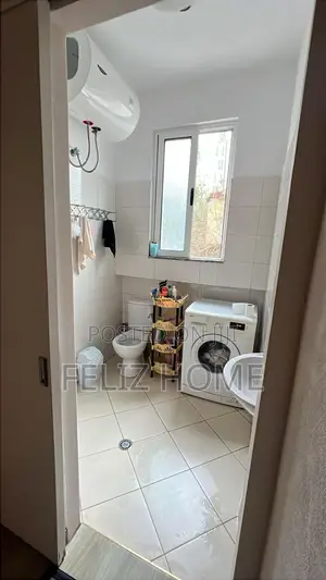 APARTAMENT ME QERA 2+1 RRUGA E DIBRES 50.000 LEKE