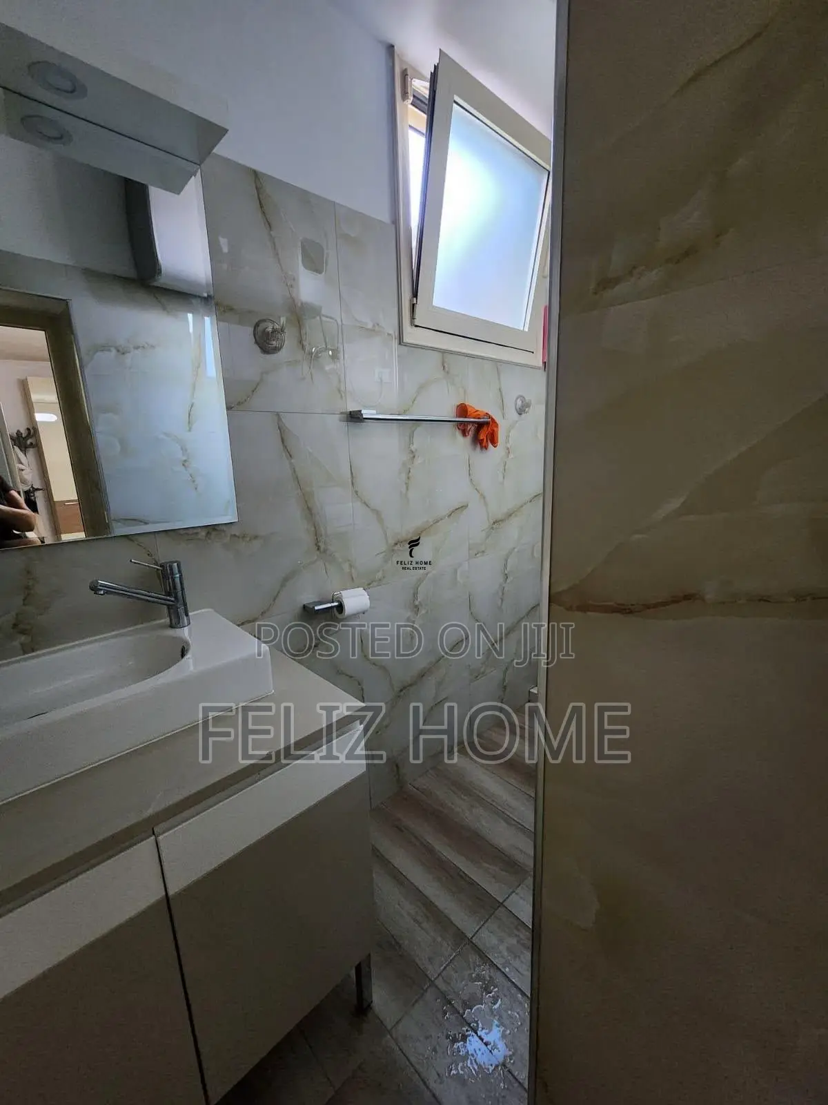 APARTAMENT MEERA 1+1 RRUG E ELBASANIT 70.000 LEKE