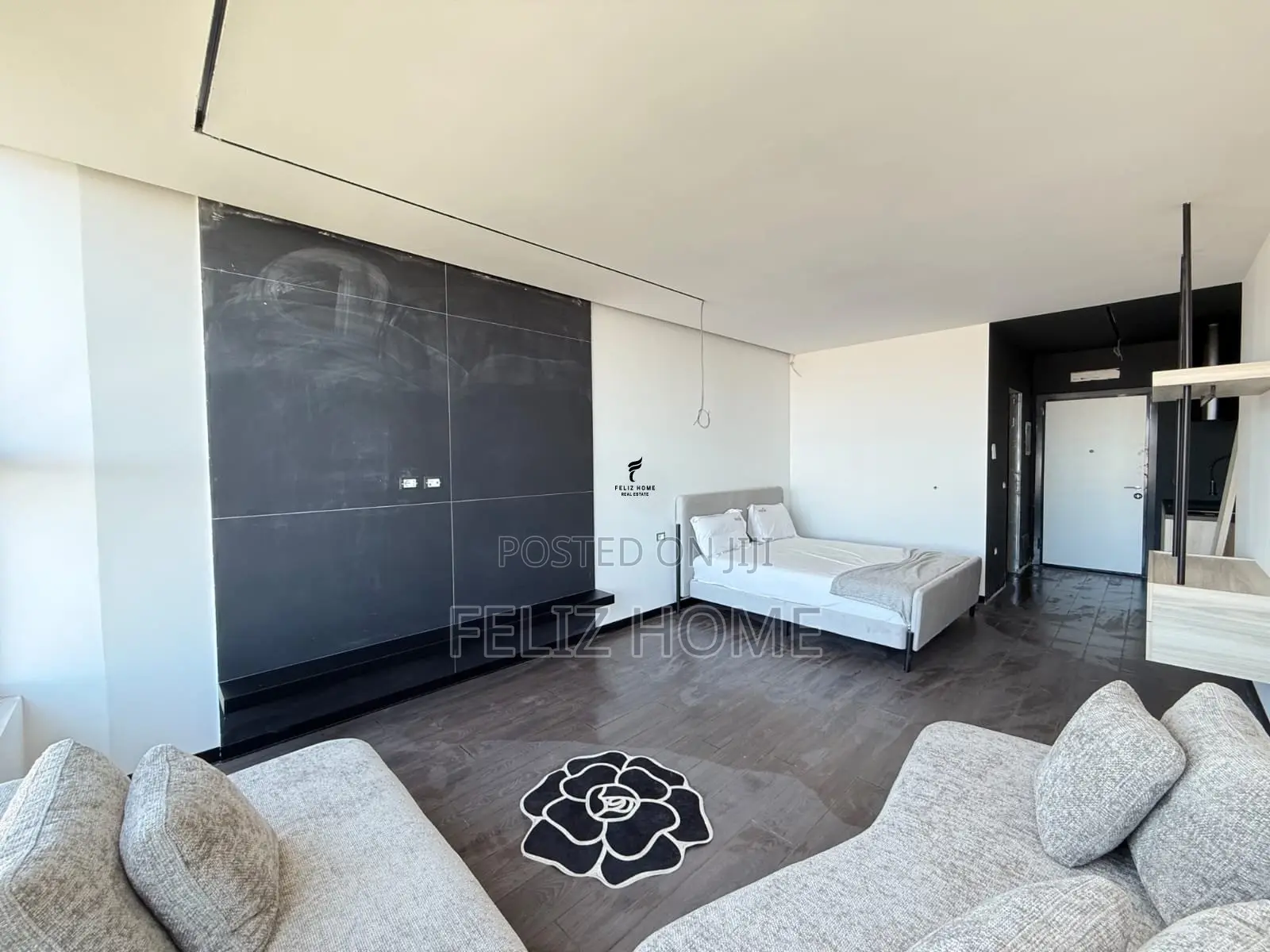 SHITEN 2 GARSONIERE RRUGA E KAVAJES 290.000 EURO