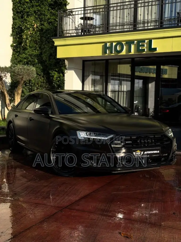 Audi A8