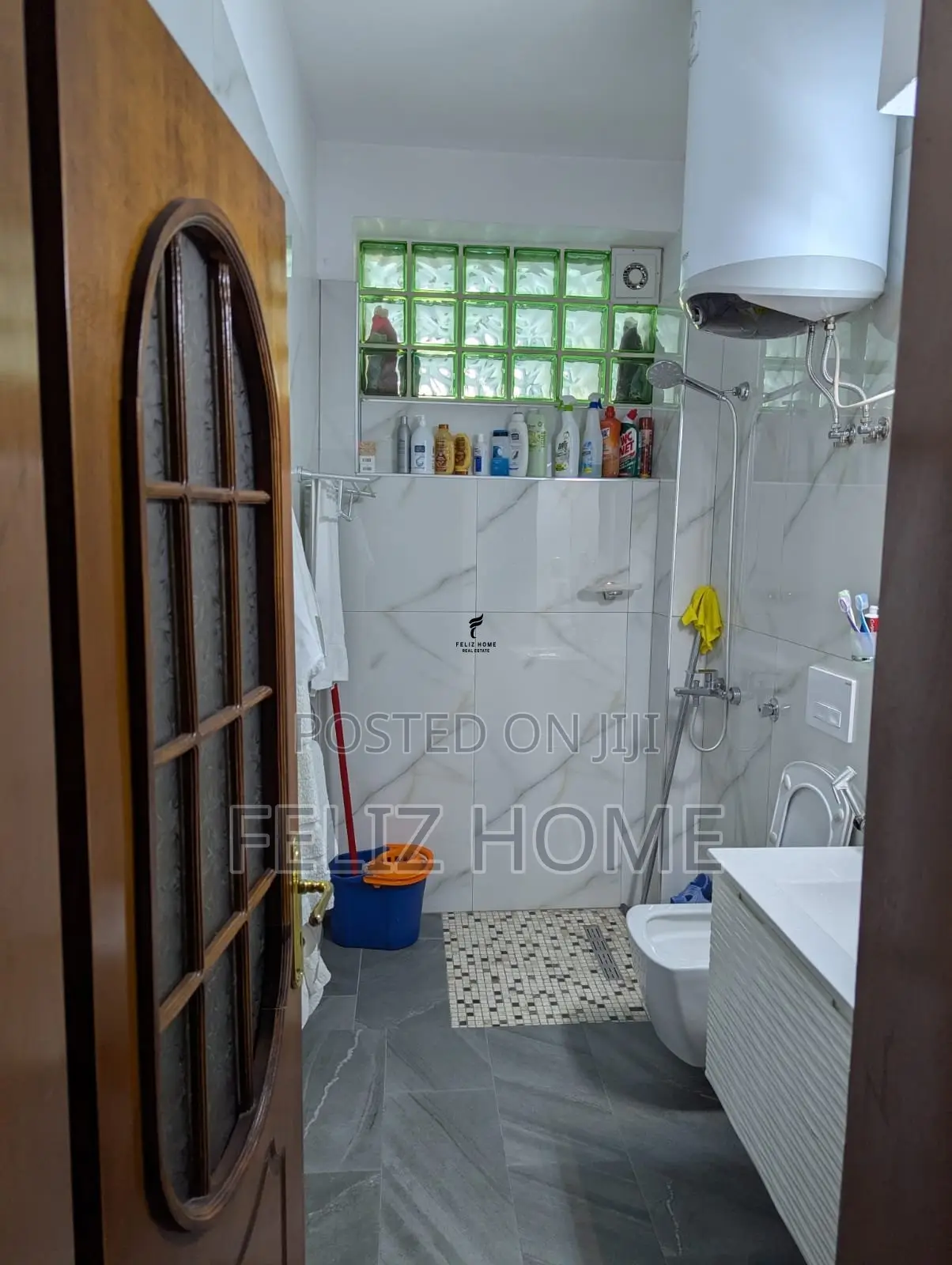 APARTAMENT ME QERA 3+1 RRUGA E DIBRES 150.000 LEKE