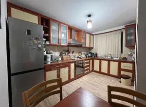 SHITET APARTAMENT 3+1+2 ALI DEMI 180.000 EURO
