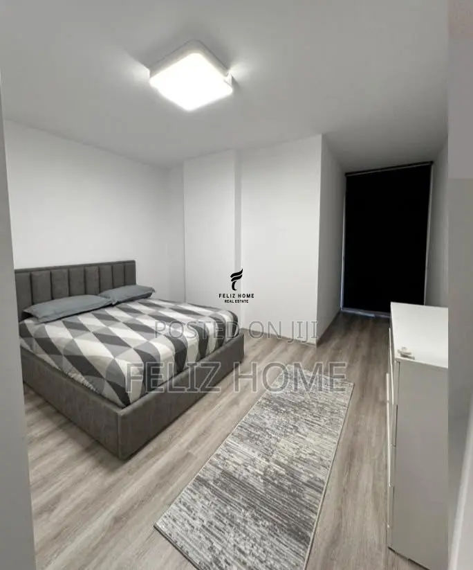 APARTAMENT ME QERA 1+1 ISH FUSHA E AVIACIONIT 550 EURO