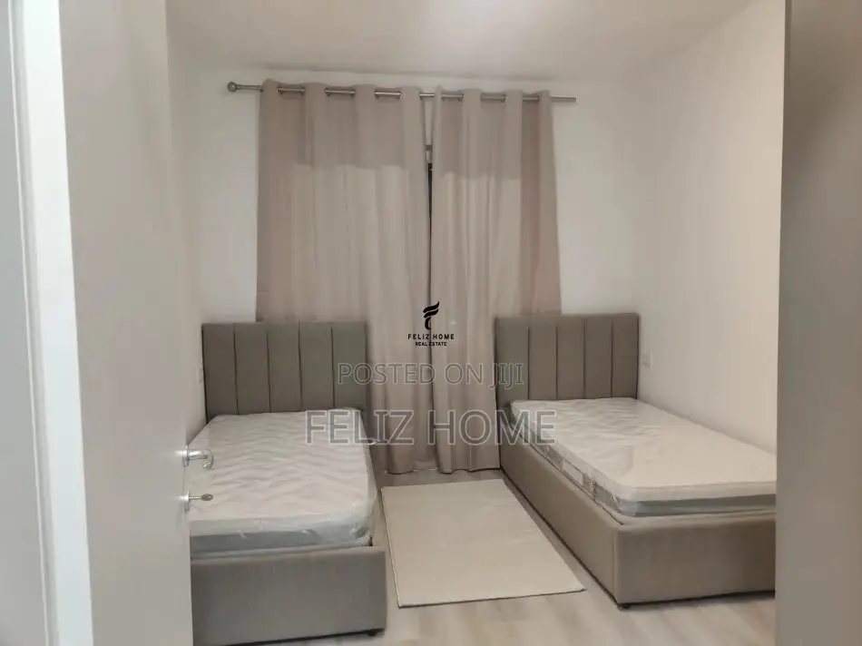 APARTAMENT ME QERA 2+1 UNIVERS CITY 50.000 LEKE
