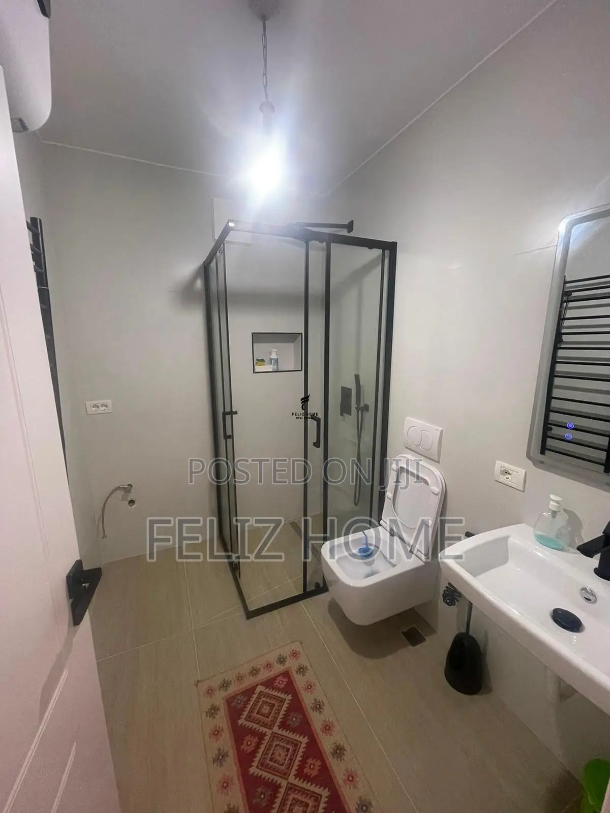 APARTAMENT ME QERA 2+1 ISH PARKU 65.000 LEKE