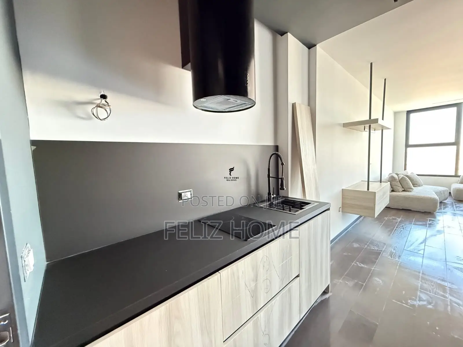 SHITEN 2 GARSONIERE RRUGA E KAVAJES 290.000 EURO