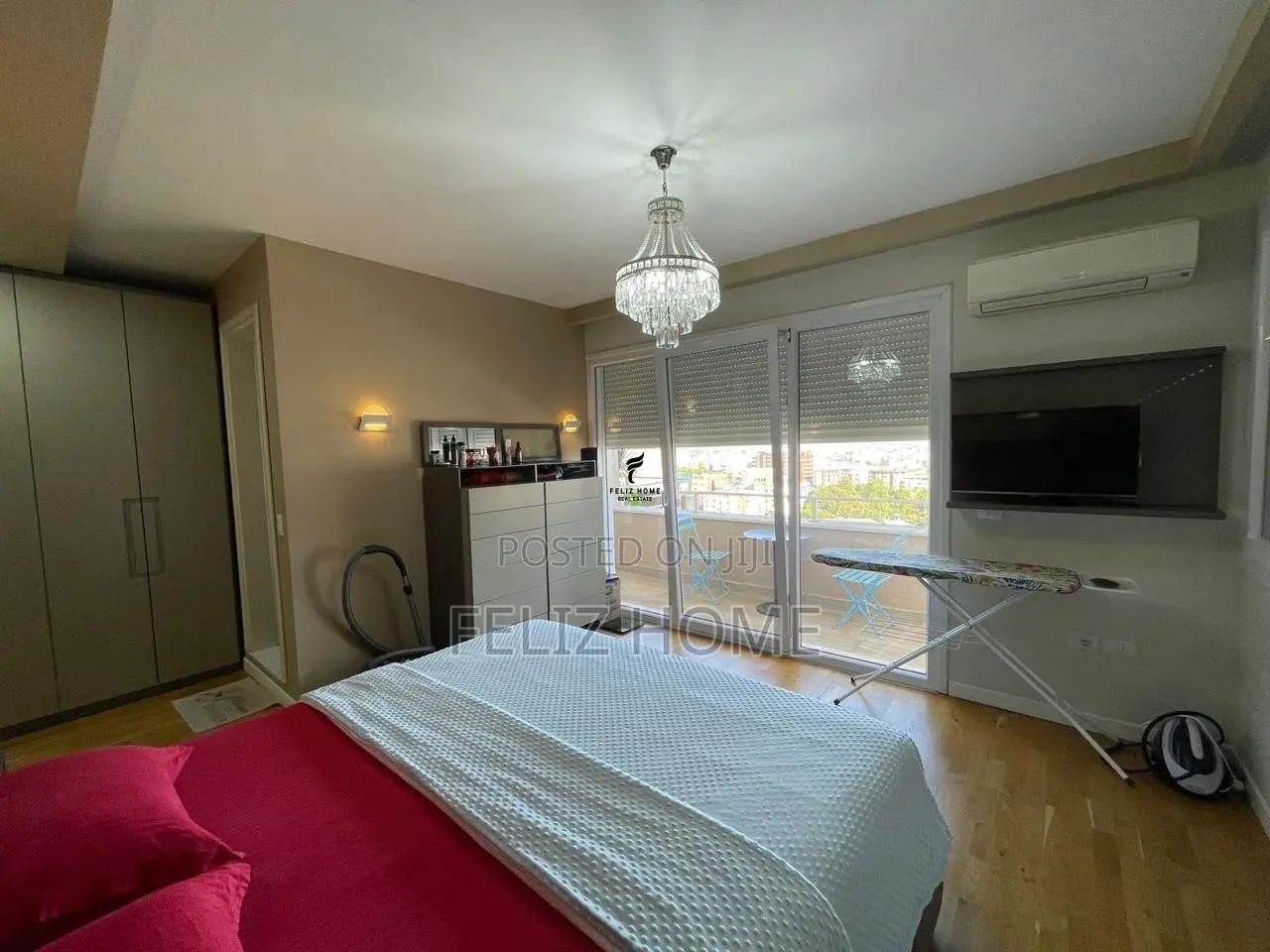 SHITET APARTAMENT 3+1+2 KOPSHTI BOTANIK 36.000.000 LEKE