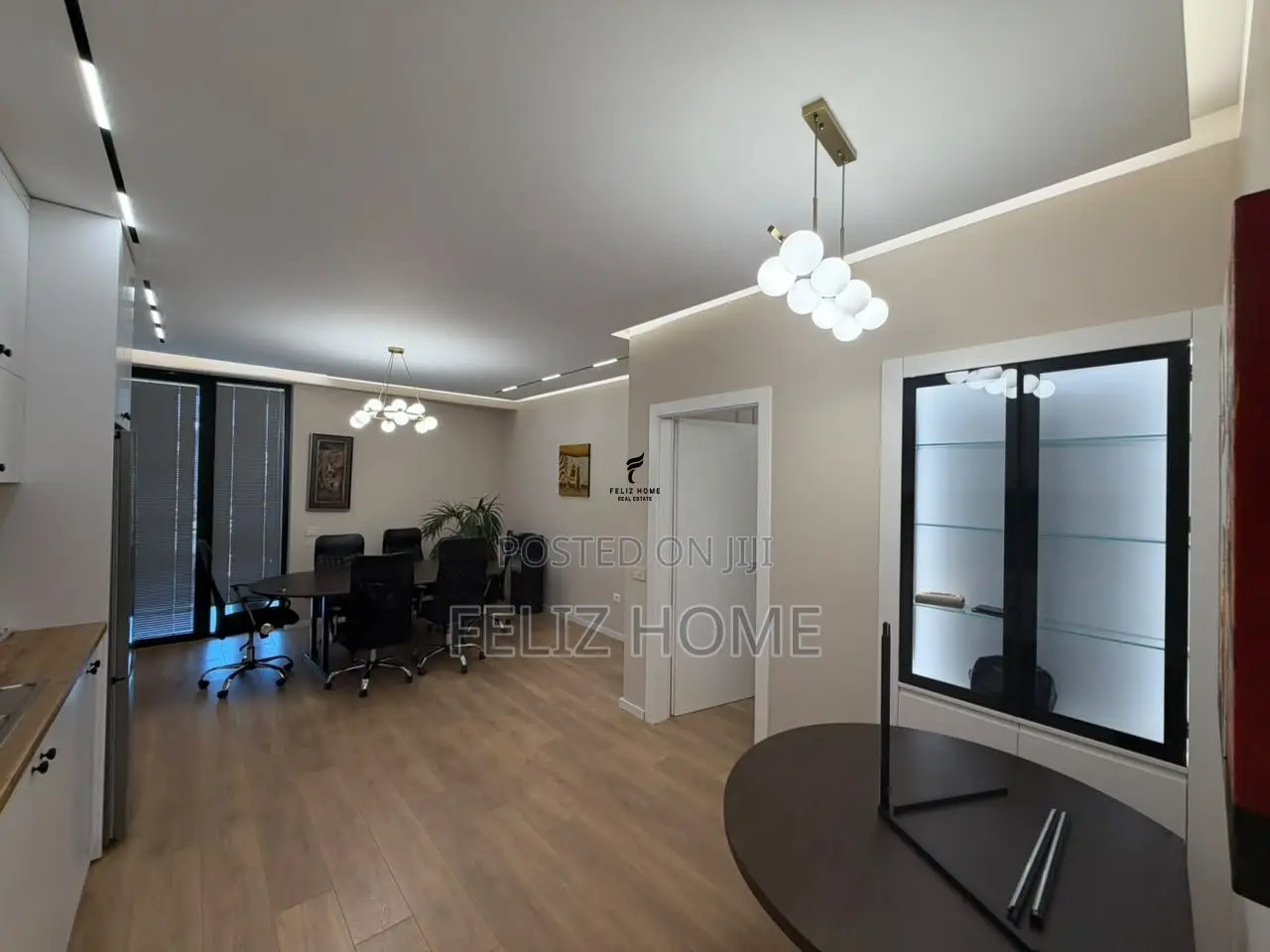 ZYRE ME QERA 105 M2 MINE PEZA 200.000 LEKE