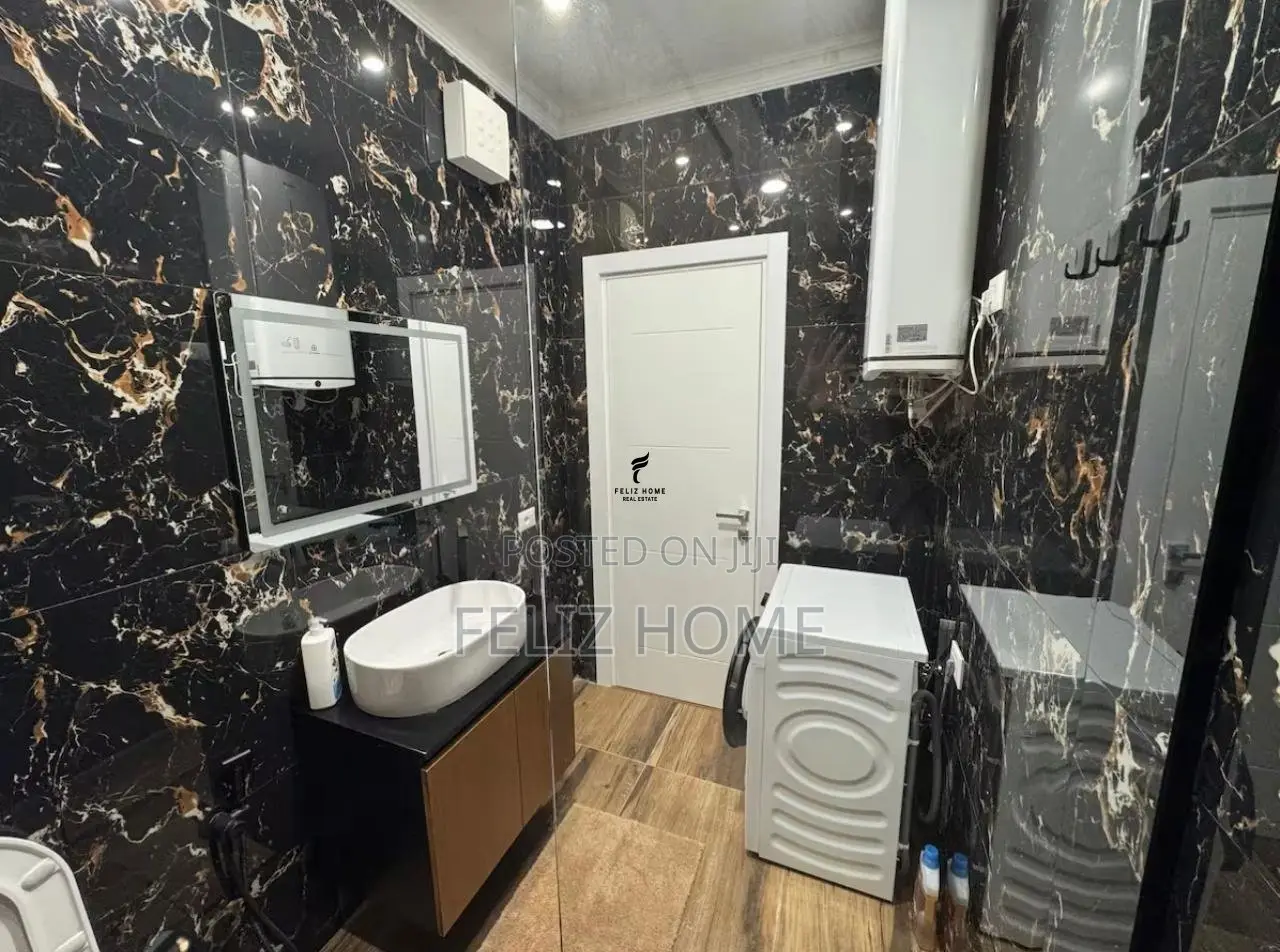APARTAMENT ME QERA 2+1+2 QENDER 80.000 LEKE