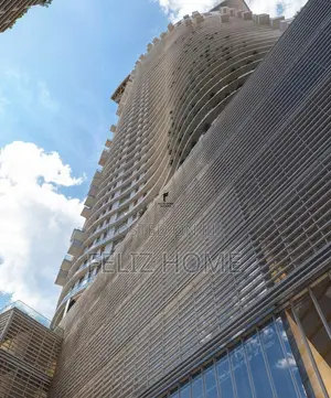 SHITET APARTAMENT 2+1 ZOGU I ZI 311.000 EURO
