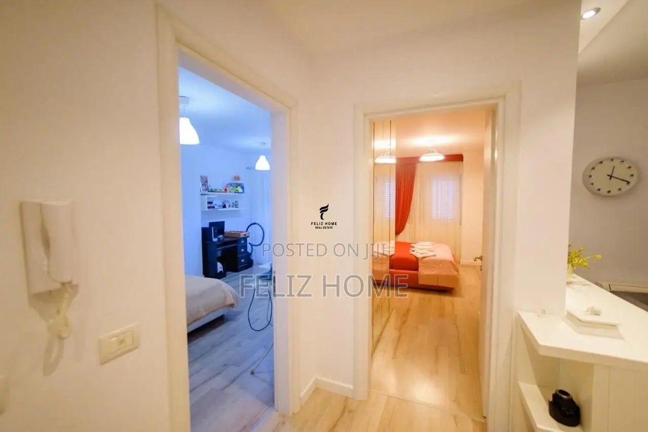 APARTAMENT ME QERA 2+1 BULEVARDI ZHAN D’ARK 90.000 LEKE