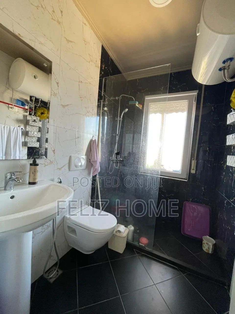 SHITET APARTAMENT 3+1+2 KOPSHTI BOTANIK 36.000.000 LEKE