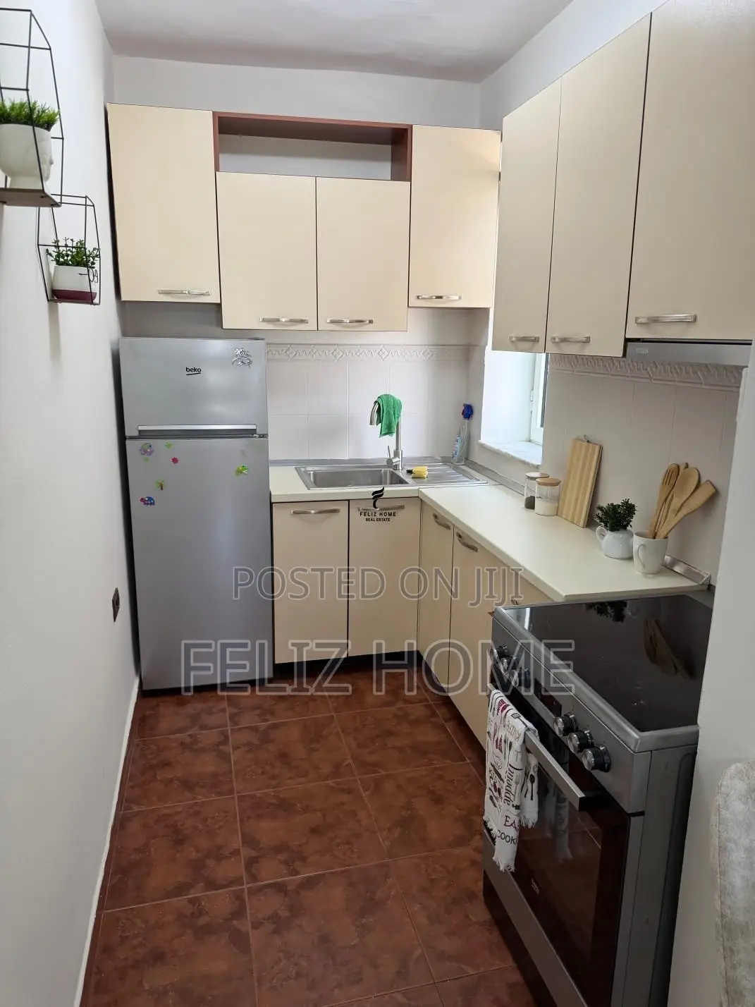 APARTAMENT ME QERA 1+1 ALI DEMI 45.000 LEKE