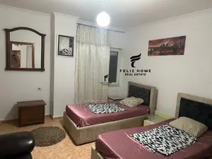 APARTAMENT ME QERA 2+1+2 ZOGU I ZI 70.000 LEKE