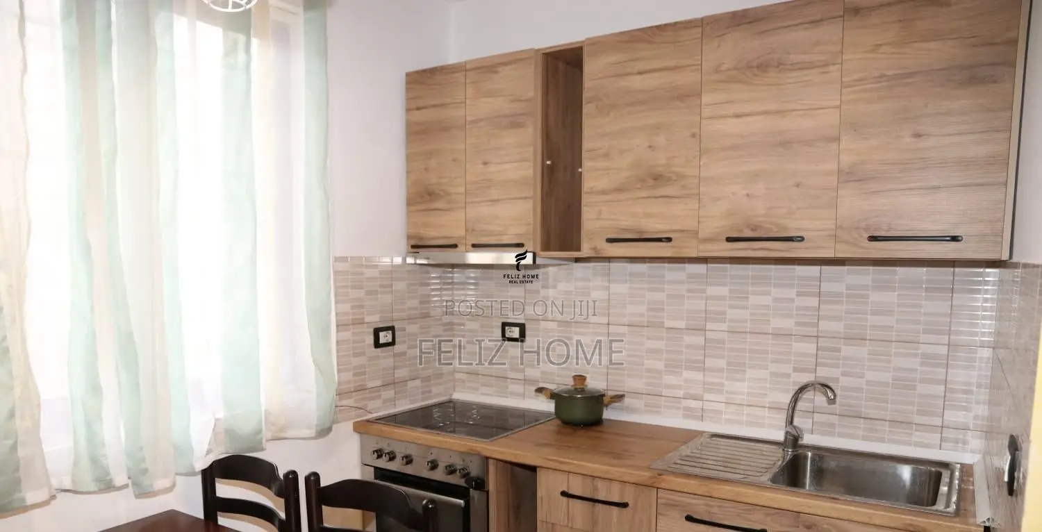 APARTAMENT ME QERA 2+1 LAPRAKE 70.000 LEKE