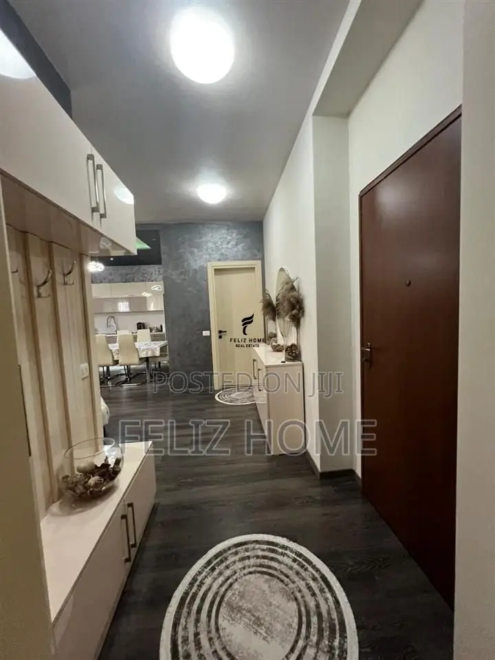 SHITET APARTAMENT 2+1+2 RRUGA E KAVAJES 290.000 EURO