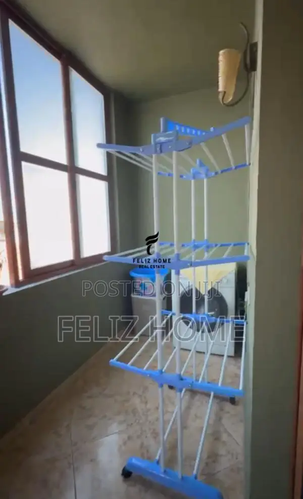 APARTAMENT ME QERA 2+1 21 DHJETORI 60.000 LEKE