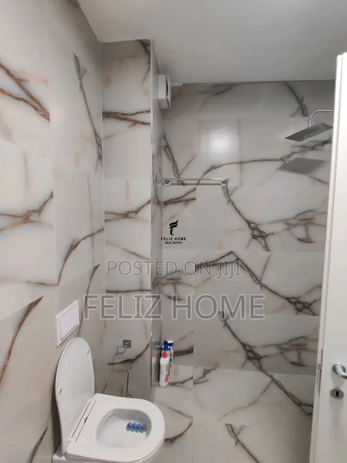 APARTAMENT ME QERA 2+1 UNIVERS CITY 50.000 LEKE