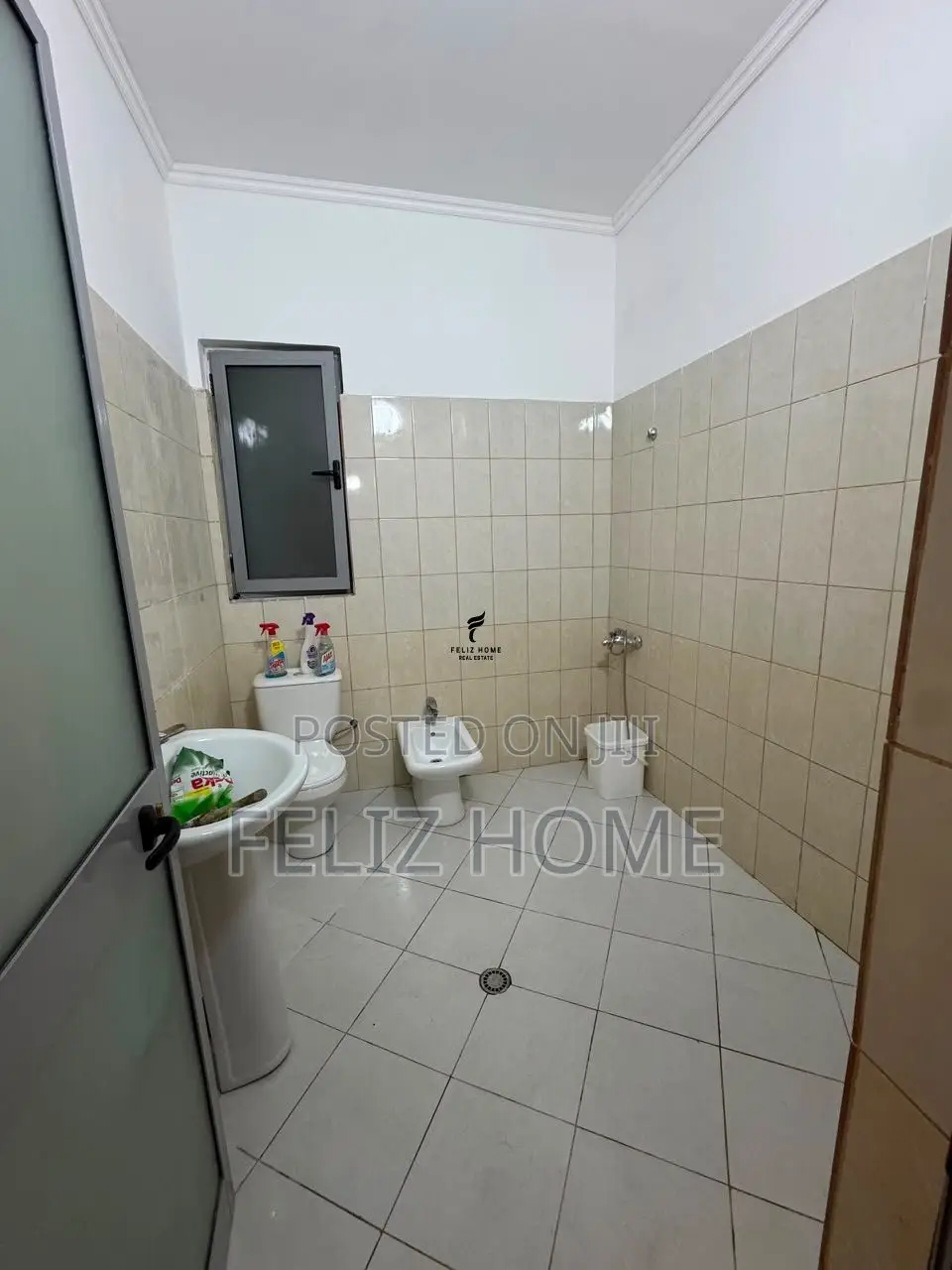 SHITET APARTAMENT 2+1 FRESK 115.000 EURO