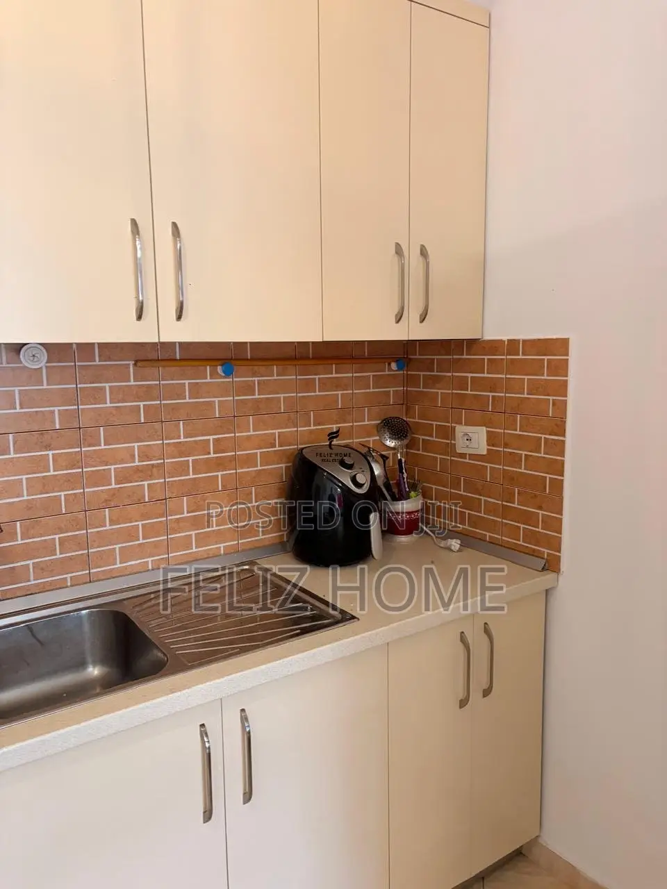 SHITET APARTAMENT 2+1 YZBERISHT 16.000.000 LEKE