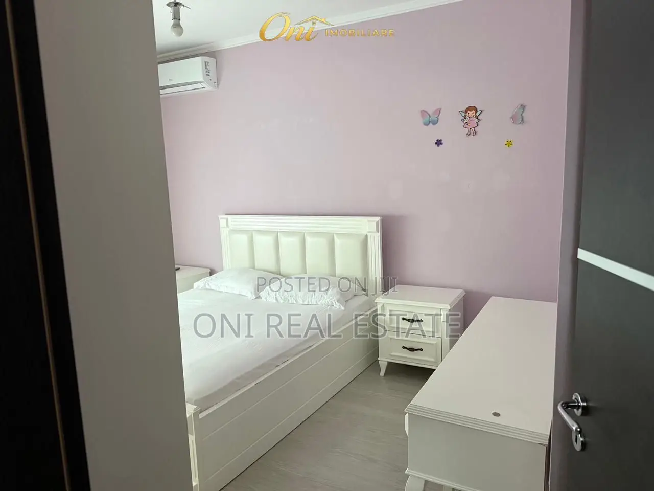 Apartment to rent Komuna e Parisit - Kristal Center (Tirana - city)