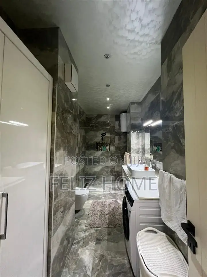 SHITET APARTAMENT 2+1+2 RRUGA E KAVAJES 290.000 EURO