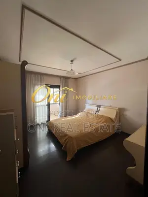 Apartment to rent Komuna e Parisit - Kristal Center (Tirana - city)