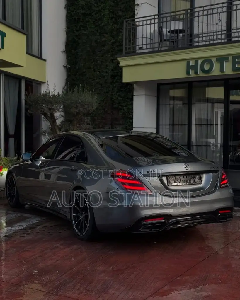Mercedes Benz S500e