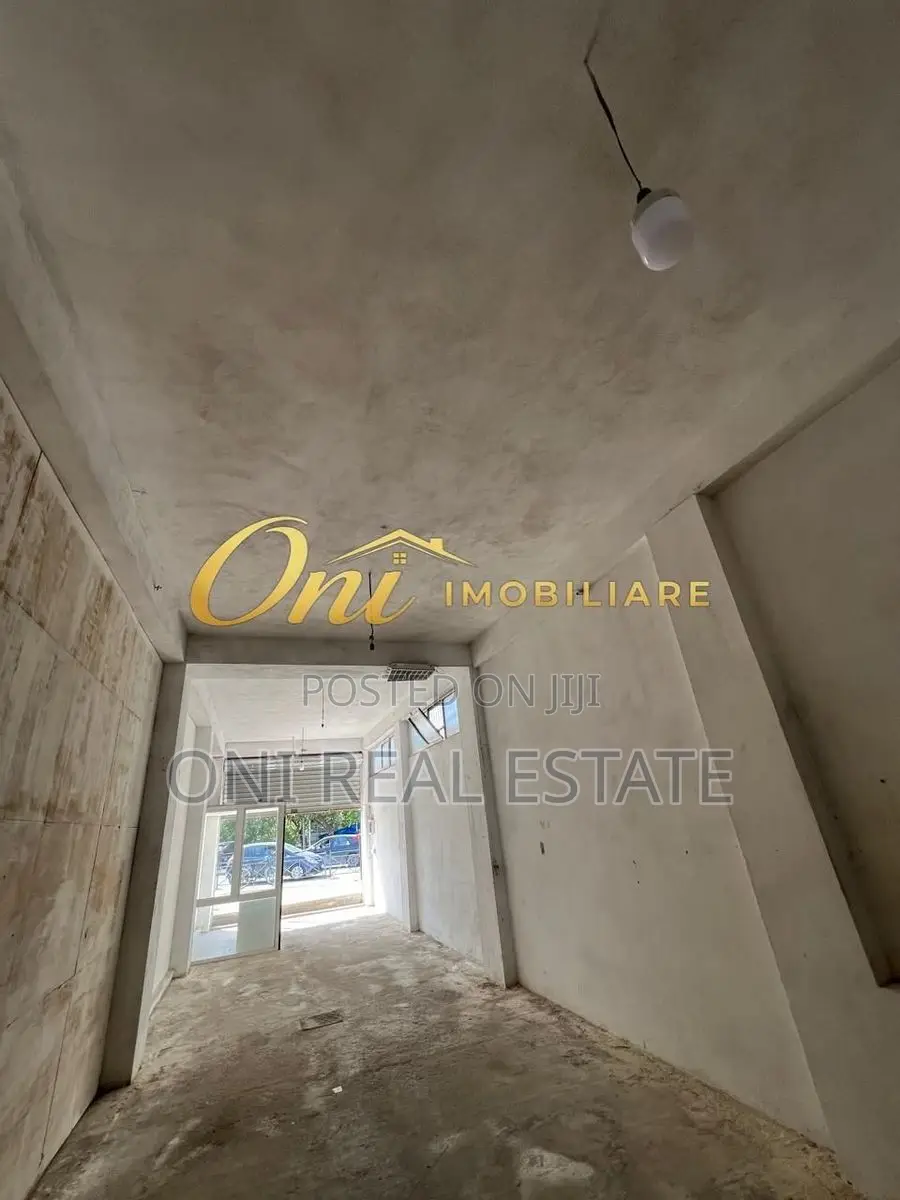 Warehouse to rent Kombinat (Tirana - city)