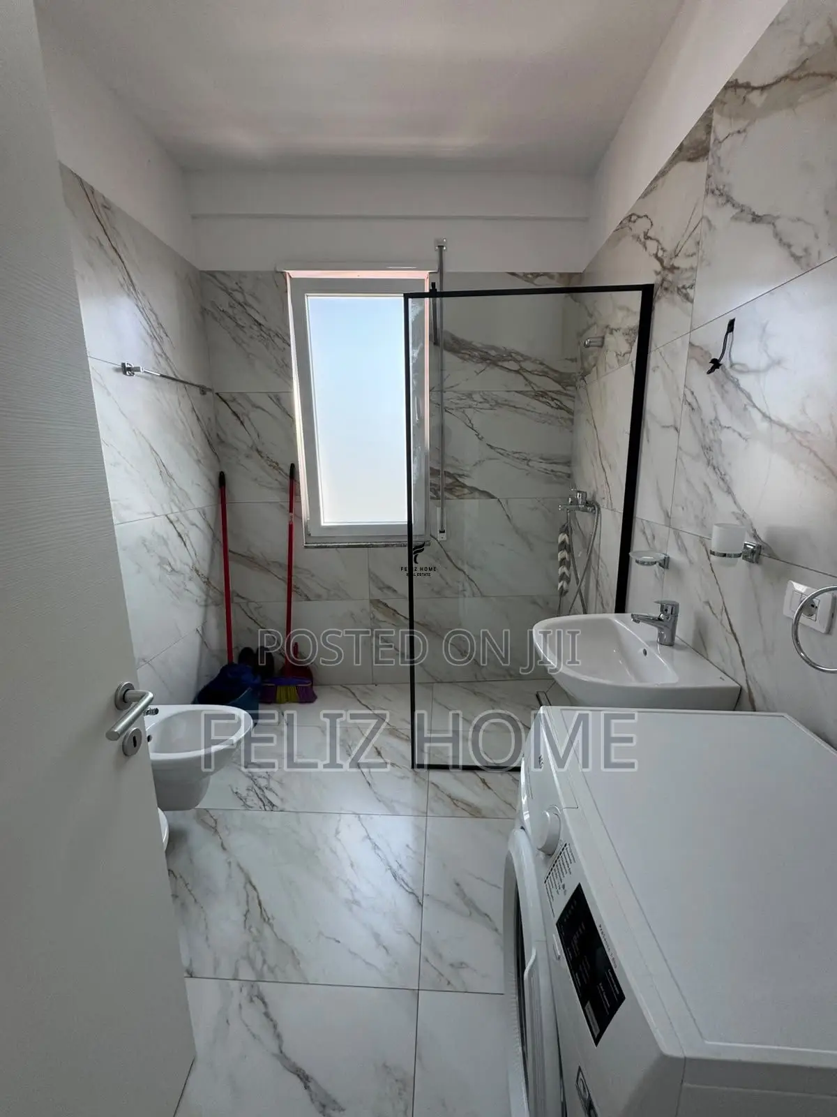 APARTAMENT ME QERA 2+1 PASKUQAN 50.000 LEKE