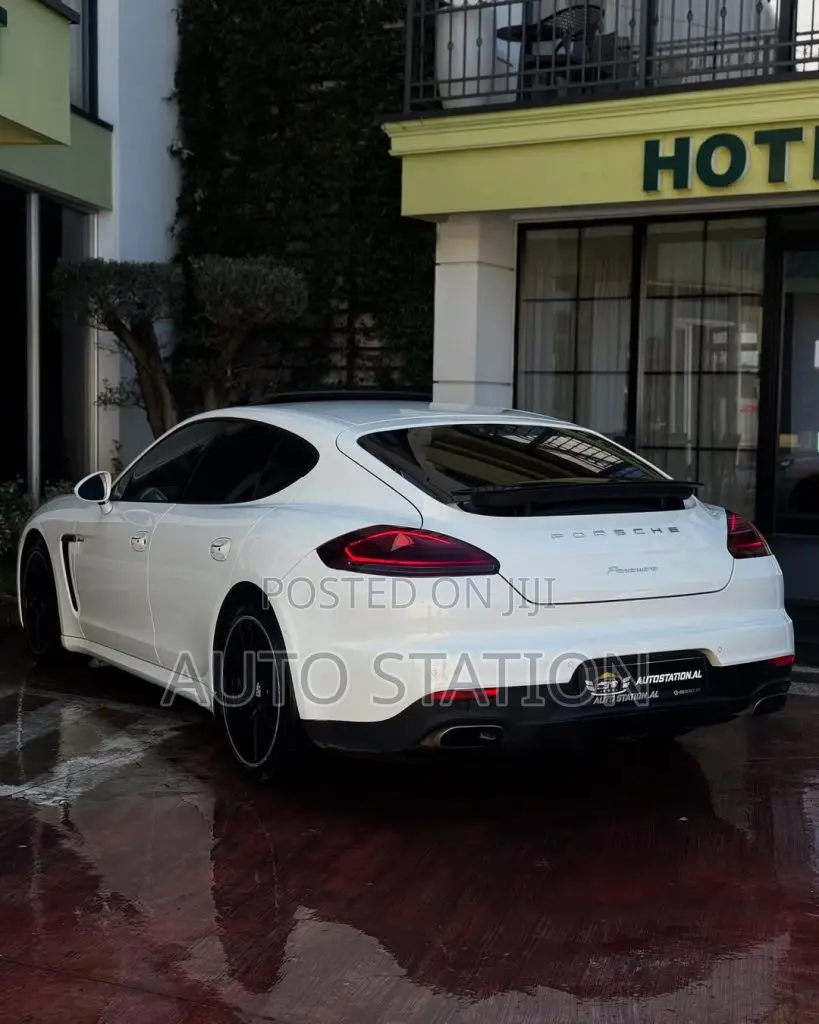 Porsche Panamera