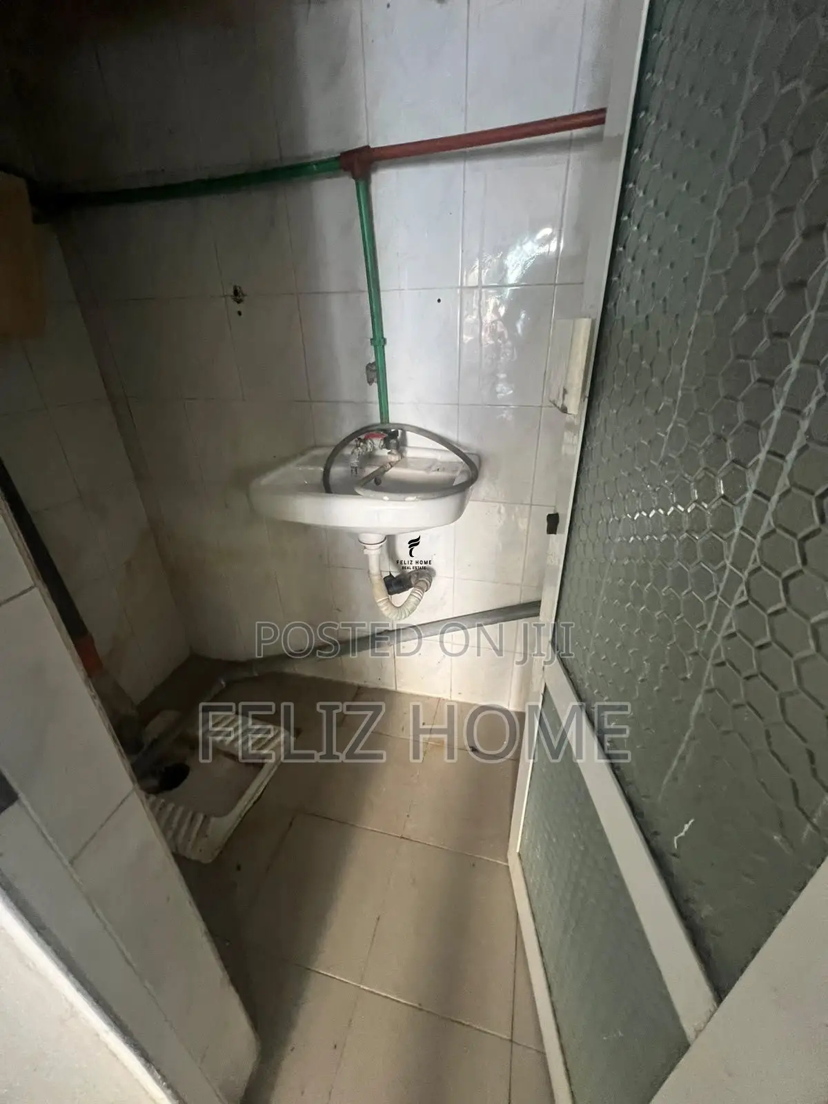 DYQAN ME QERA 160 M2 MINE PEZA 250.000 LEKE