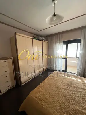 Apartment to rent Komuna e Parisit - Kristal Center (Tirana - city)