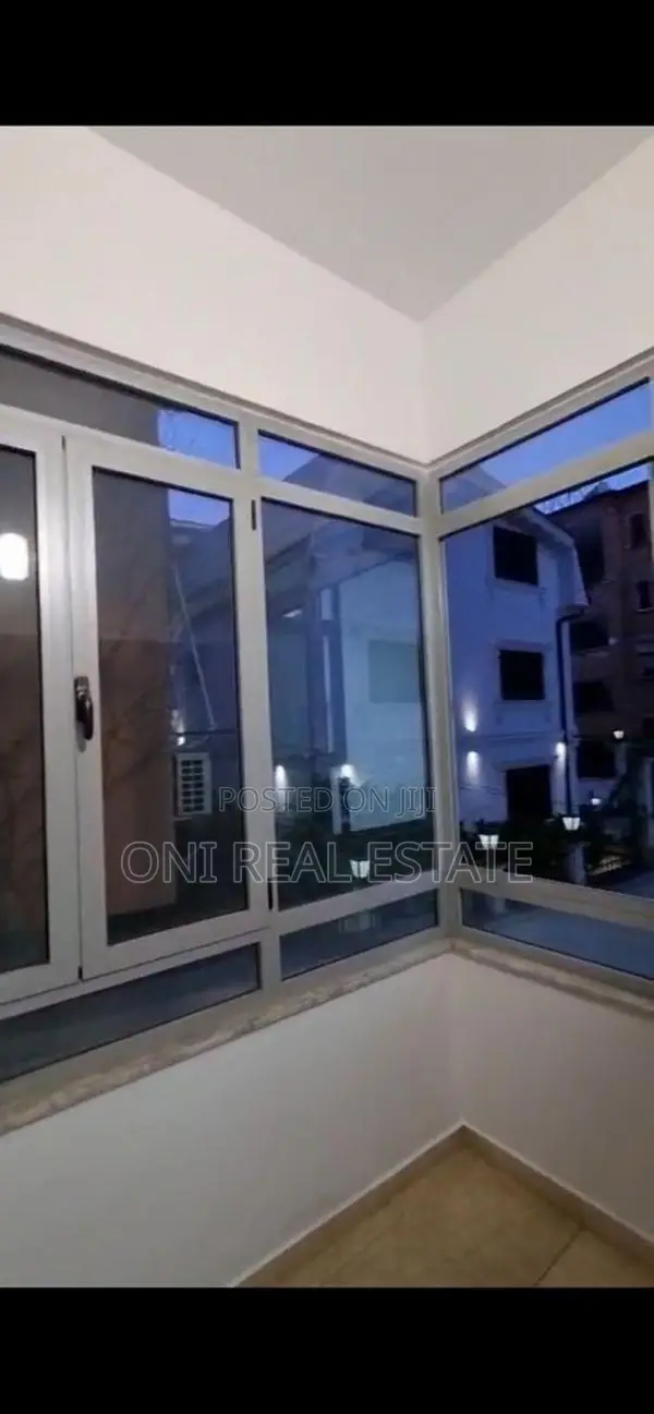 Office to rent Myslym Shyri Str. (Tirana - city)