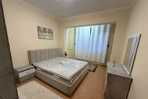 Apartment to rent Komuna e Parisit - Kristal Center (Tirana - city)