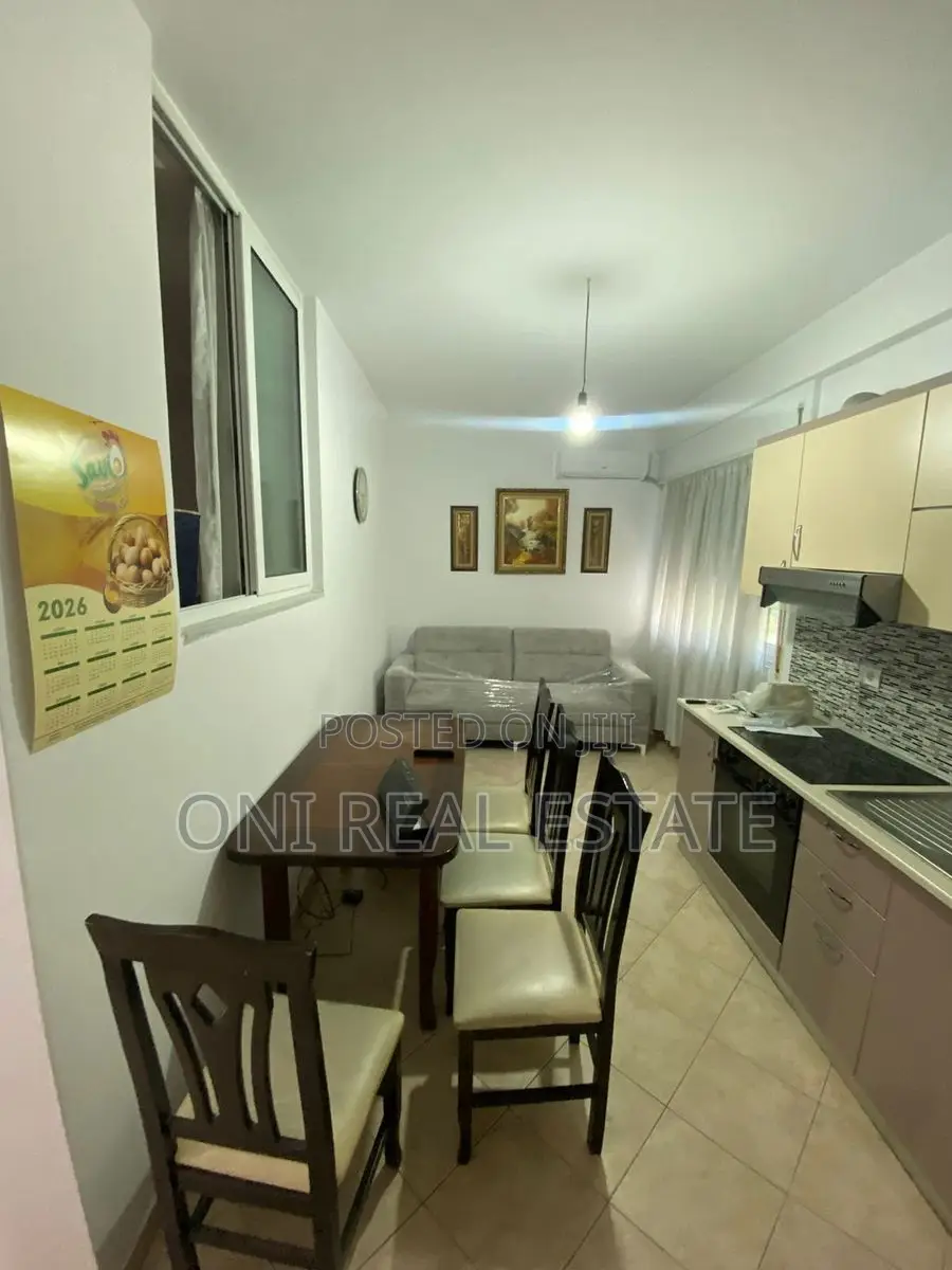 Apartment to rent Komuna e Parisit - Kristal Center (Tirana - city)