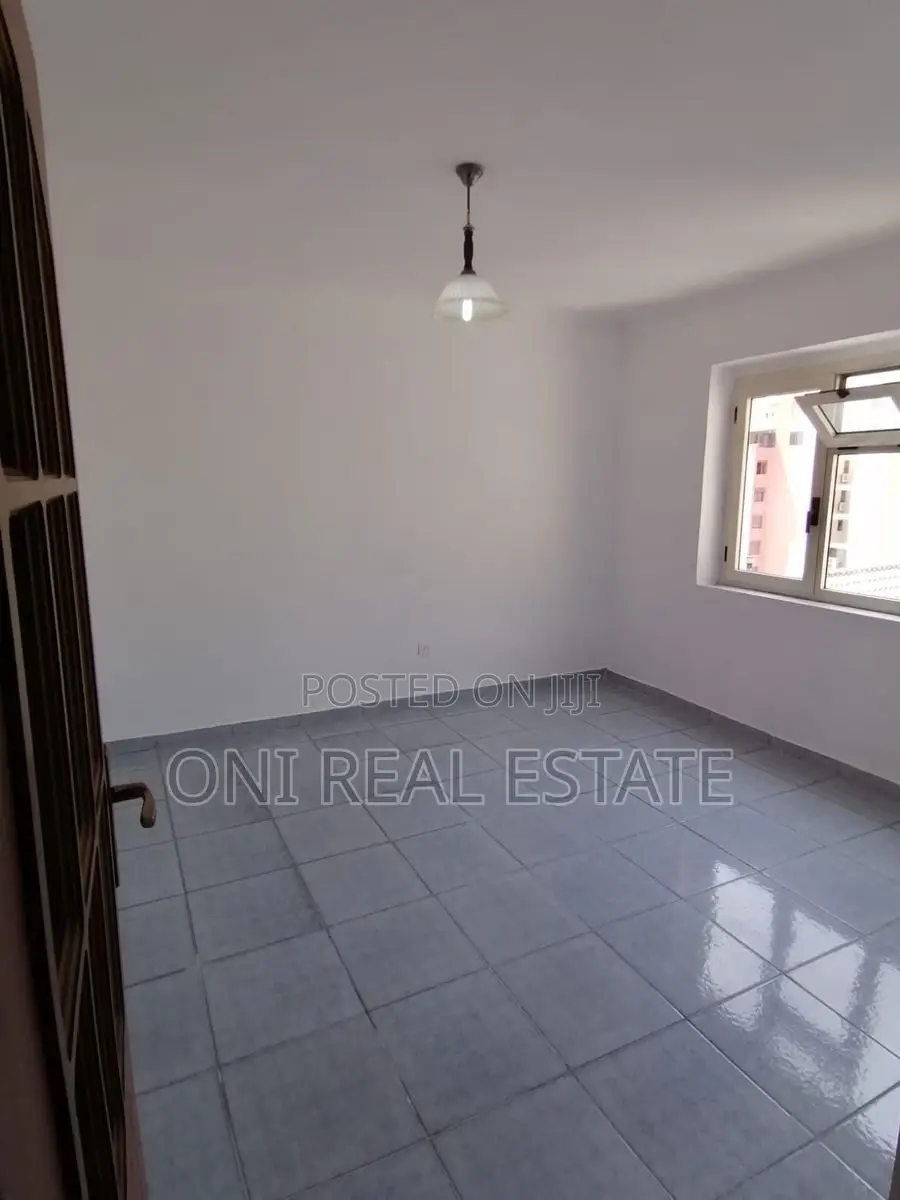 Office to rent Center (Tirana - city)