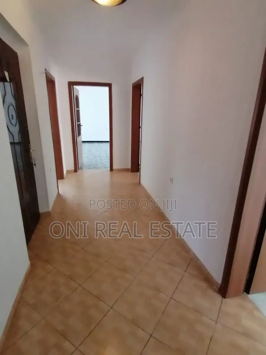 Office to rent Center (Tirana - city)