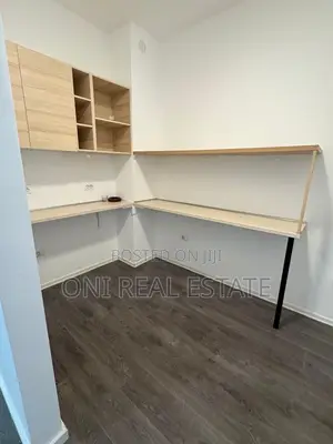 Office to rent Komuna e Parisit - Kristal Center (Tirana - city)