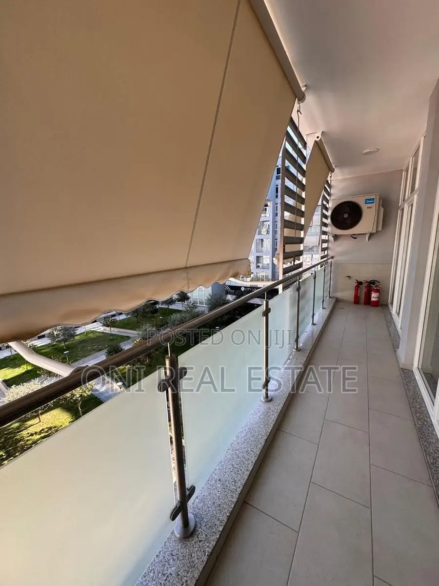 Office to rent Komuna e Parisit - Kristal Center (Tirana - city)
