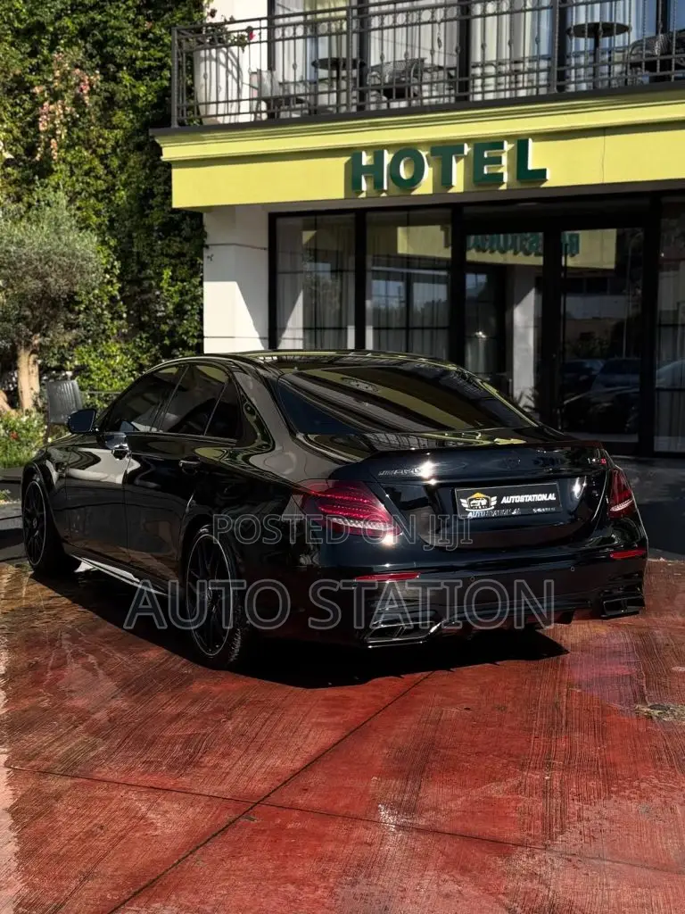Mercedes Benz E63s