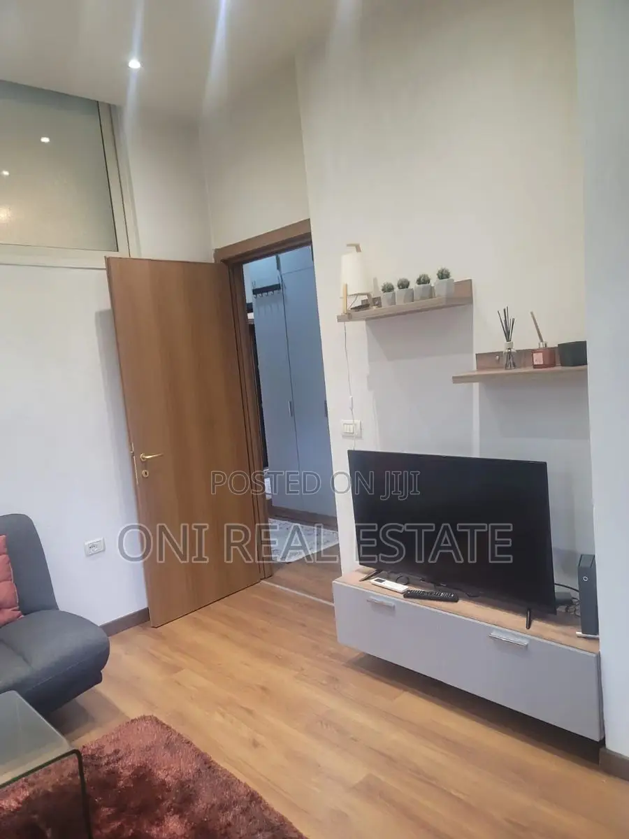 Apartment to rent Center (Tirana - city)