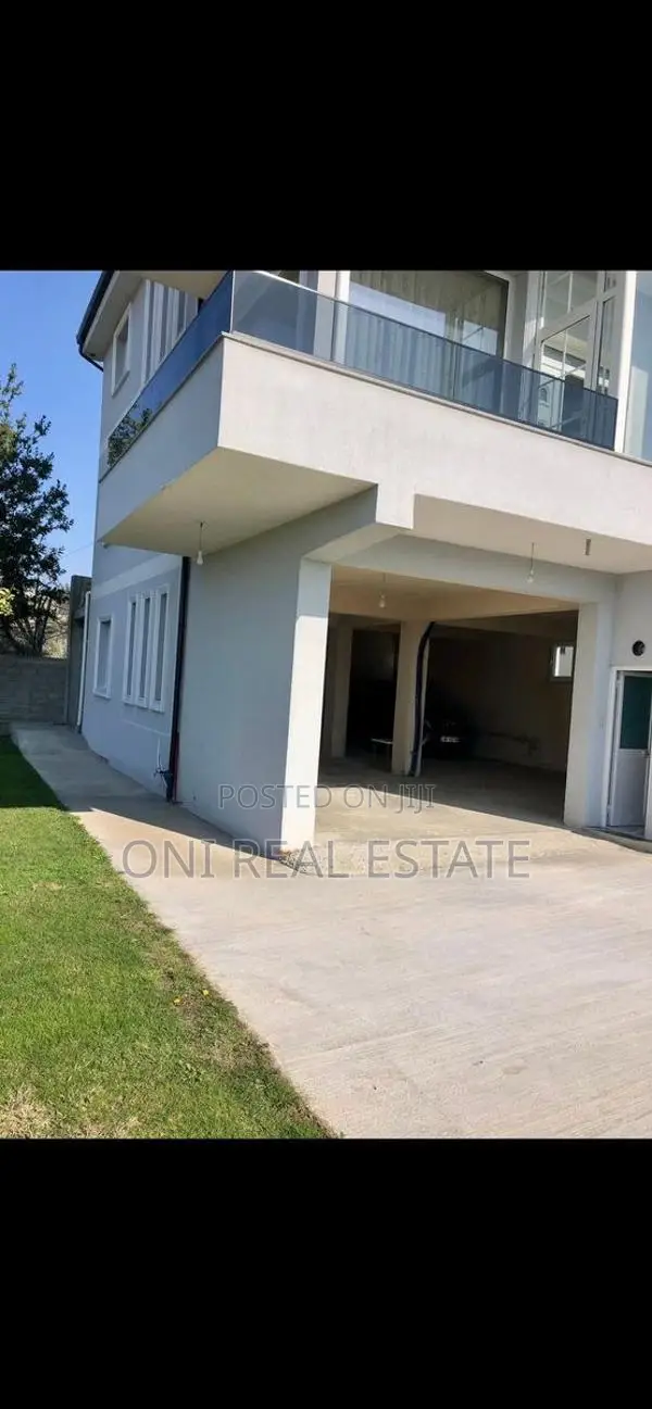 Warehouse to rent Highway TR-DR - Yrshek - New Town (Tirana Suburbs)