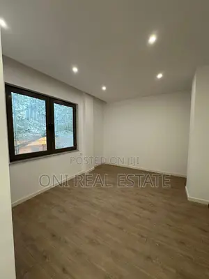 Office to rent Ali Demi (Tirana - city)
