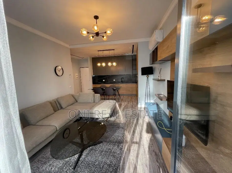 Apartment to rent Tirana - city